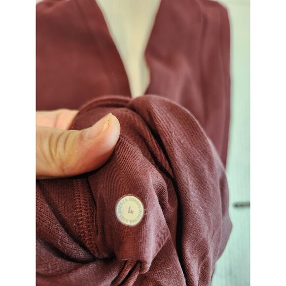 Lululemon Scuba High-Rise Jogger Fleece 28" Burgundy Sweatpants Size 4 - Picture 7 of 7